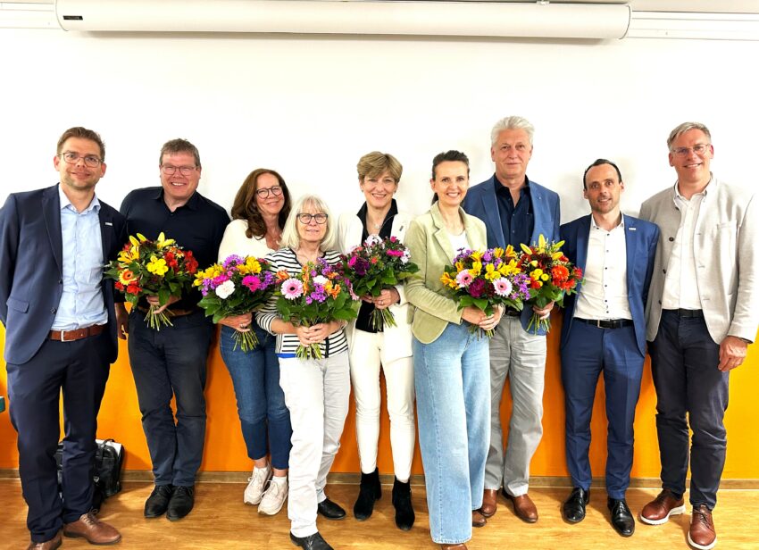 v.l. Sebastian Schröder, Dr. Hubert Jäger, Anke Voß, Gudrun Oßmann, Andrea Siemen Susanne Stangl, Peter Springmann, Johannes Räpple, Matthias Heinau